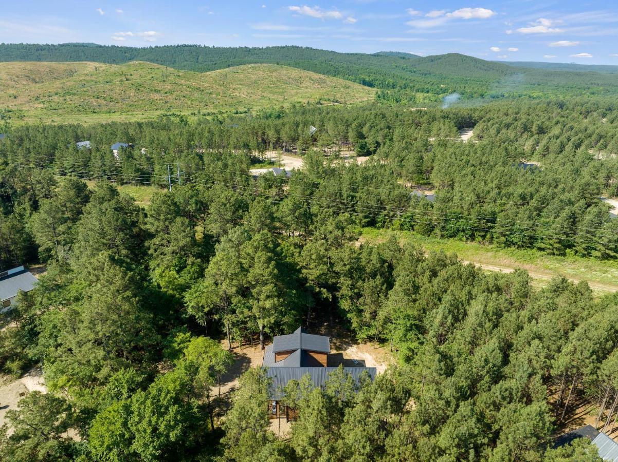 Вилла Bright Modern Luxury - Broken Bow Dream Retreat Экстерьер фото
